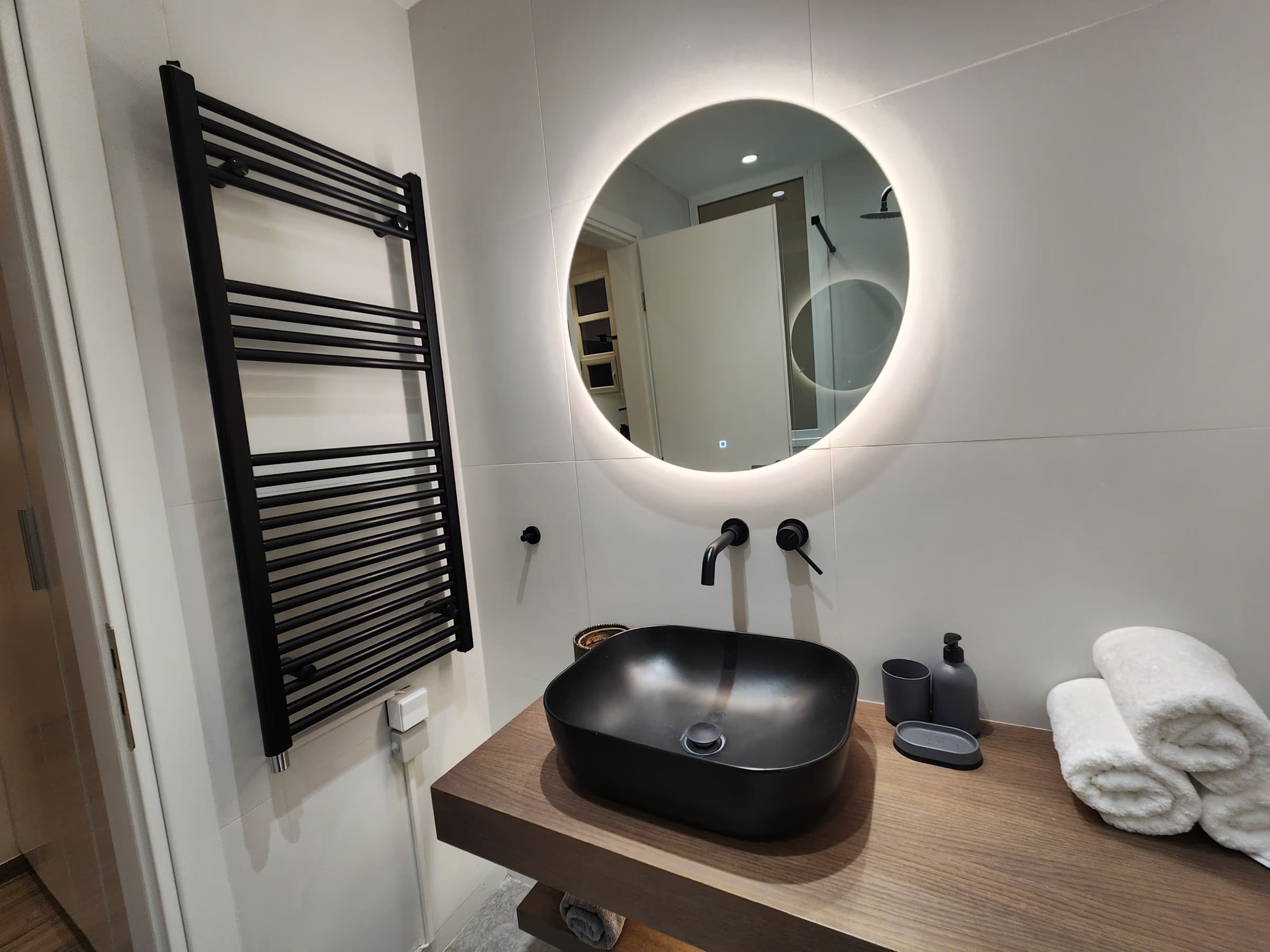 Bathroom at Petralona Private Urban in Petralona, Athens (2)